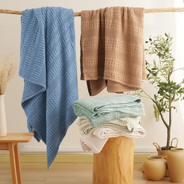 Stone-Washed Waffle Cooling Blanket King Size Breathable Blanket Sage Green